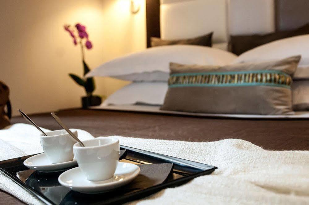 Dve 스위트 로마 B&B 외부 사진